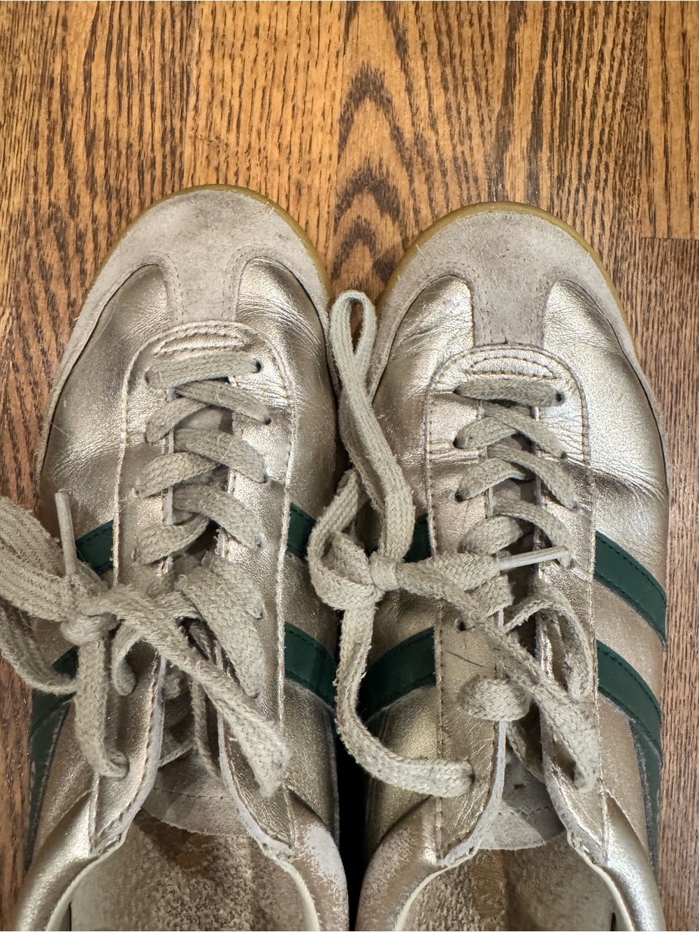 Gola Torpedo Glimmer sneakers featuring a gold and green leather design - Picture 2 of 6